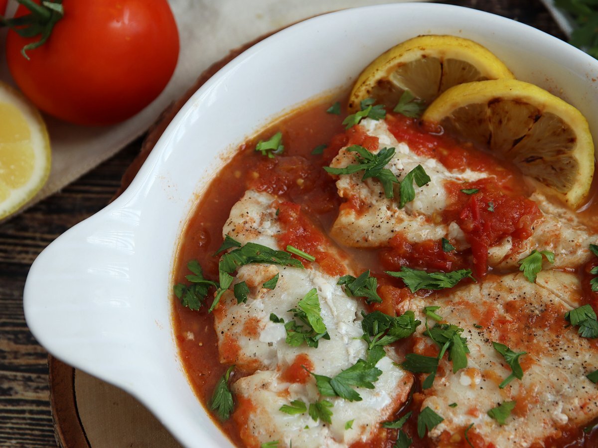 Treska tmavá s rajčaty a citronem (zdravý a snadný recept!) - foto 2