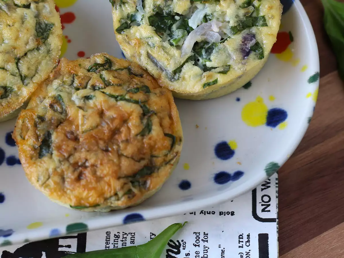 Vaječné jednohubky s tvarohem v horkovzdušné fritéze: snadné a proteinové vaječné jednohubky - foto 3
