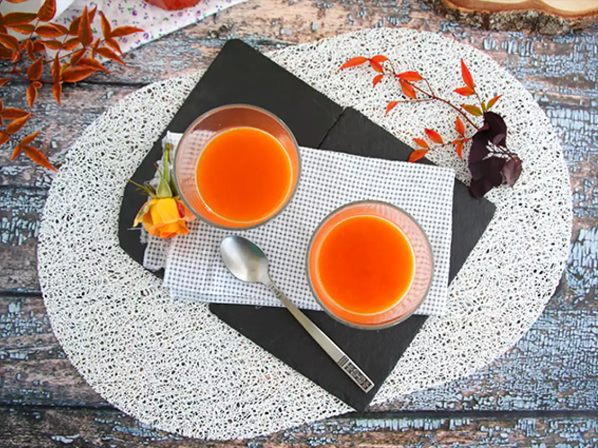 Vanilková panna cotta s meruňkovým přelivem - foto 2