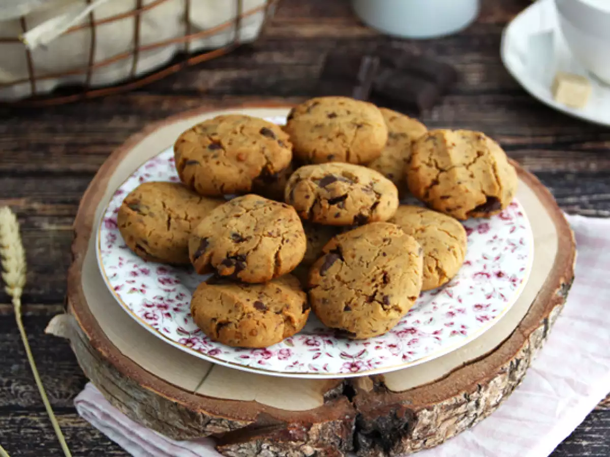 Veganské bezlepkové sušenky s čokoládovými kousky - foto 3