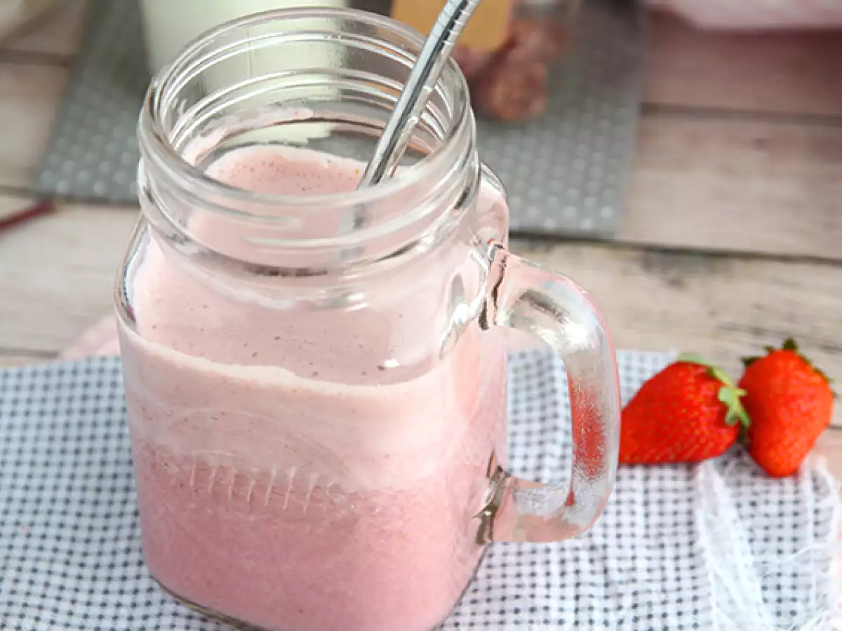 Veganský milkshake z červeného ovoce - foto 2