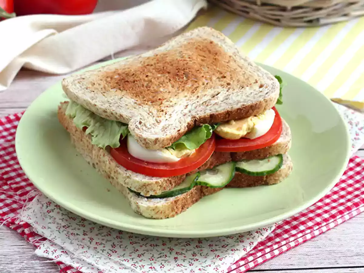 Vegetariánský klubový sendvič - foto 3