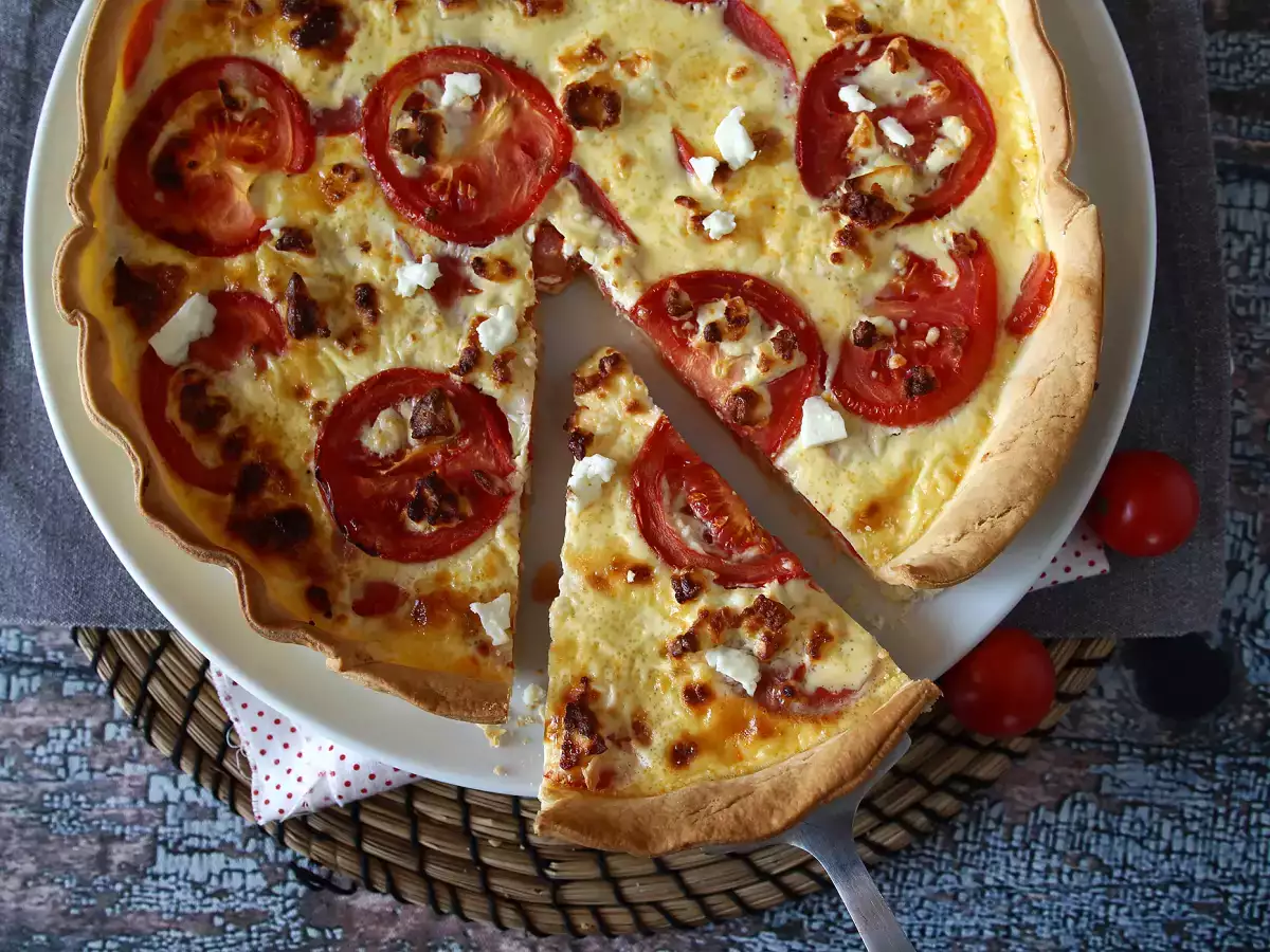 Vegetariánský quiche s rajčaty a fetou – ideální na piknik! - foto 2