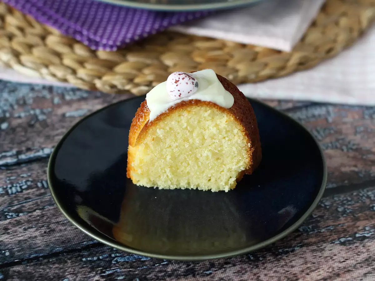 Velikonoční citronová bábovka s bílou čokoládou - foto 7