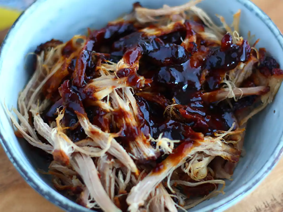 Vepřové maso na americký způsob (pulled pork) - foto 4