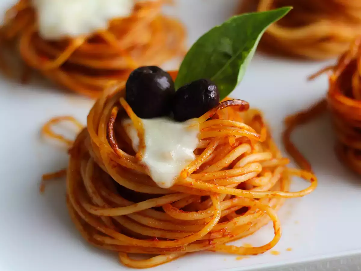 Zapečená špagetová hnízda: snadný a chutný recept - foto 2