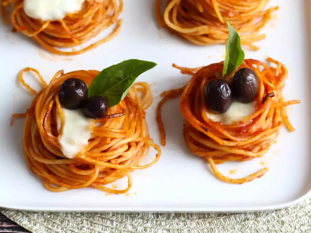 Zapečená špagetová hnízda: snadný a chutný recept - foto 4