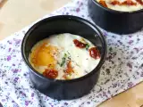 Zapečená vejce s kozím sýrem a sušenými rajčaty v horkovzdušné fritéze, foto 3
