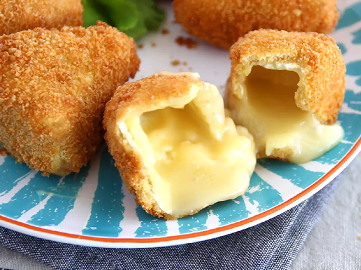 Zapečený camembert, roztékající se a křupavý - foto 4
